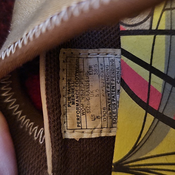 Merrell Slip-on Shoes EUC - Picture 4 of 4